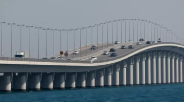 أمر واحد تقني.. الجوازات السعودية تعلن إجراءات جديدة لتسريع العبور بجسر الملك فهد